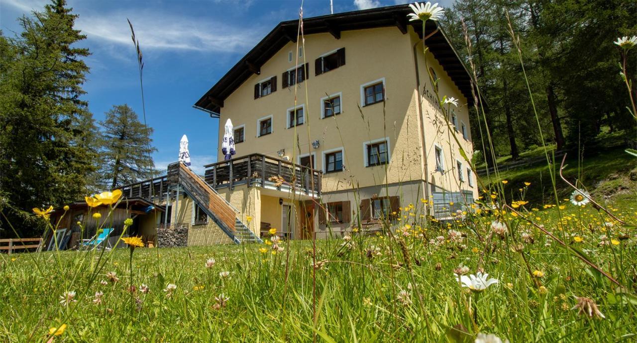 Skihuette Zams Exterior photo